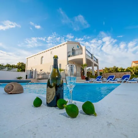 Villa Temida Premuda