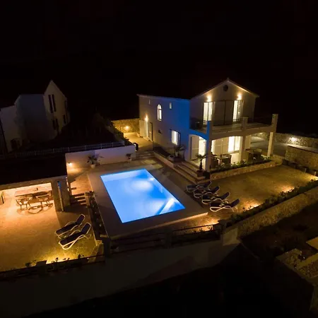 Villa Temida Vila